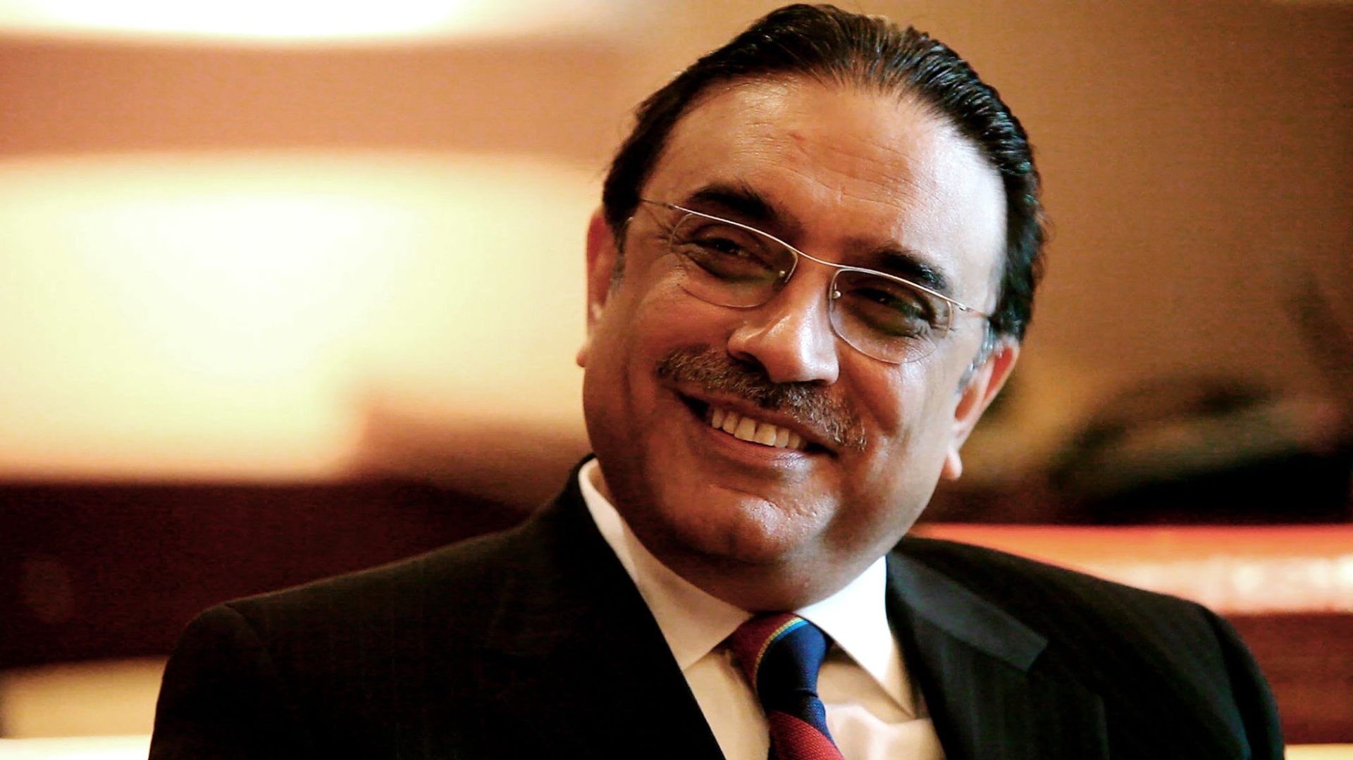 扎尔达里当选巴基斯坦新任总统