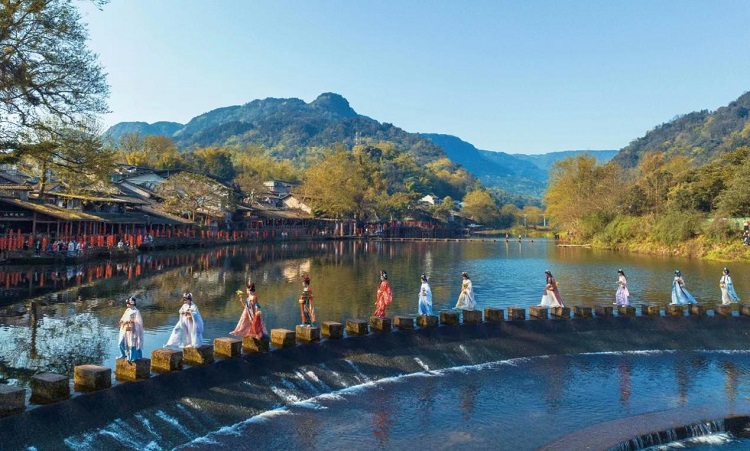 洪雅县柳江玉屏旅游度假区被授予省级旅游度假区称号