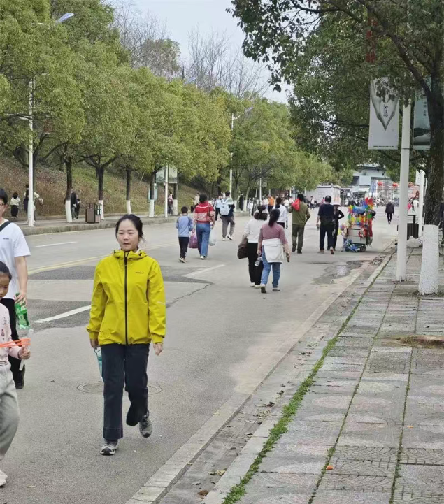 岳塘经开区：春日昭山人气旺 文旅经济焕新光